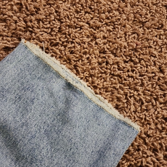 Good American Good Boy distressed light wash Indigo117 2 26 NWT boyfriend - Picture 13 of 15